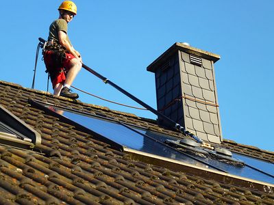 Reinigung einer Solaranlage